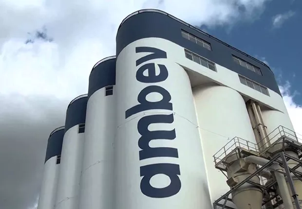 contratado pela Ambev